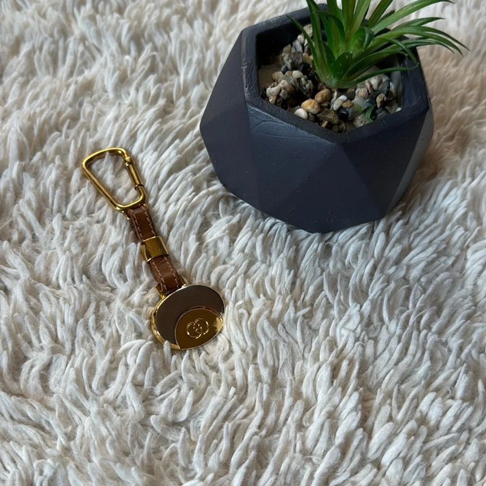 VintageGucci key chain bag charm key ring interlocking